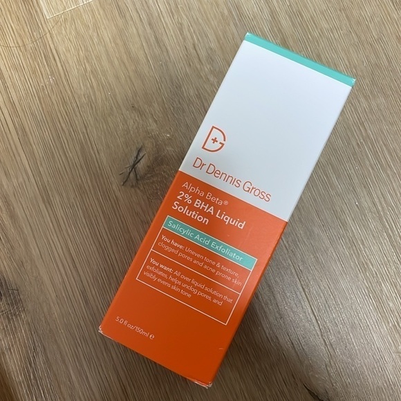 Dr. Dennis Gross Skincare
Alpha Beta® 2% BHA + Breakout Solution - Picture 5 of 5